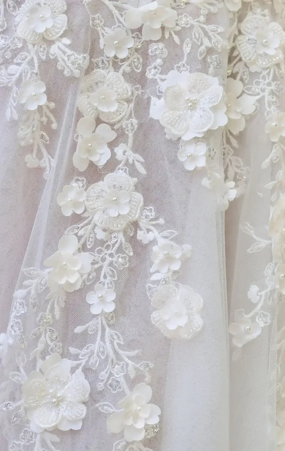 WL063 - A-LINE WEDDING GOWN - Andrea & Leo