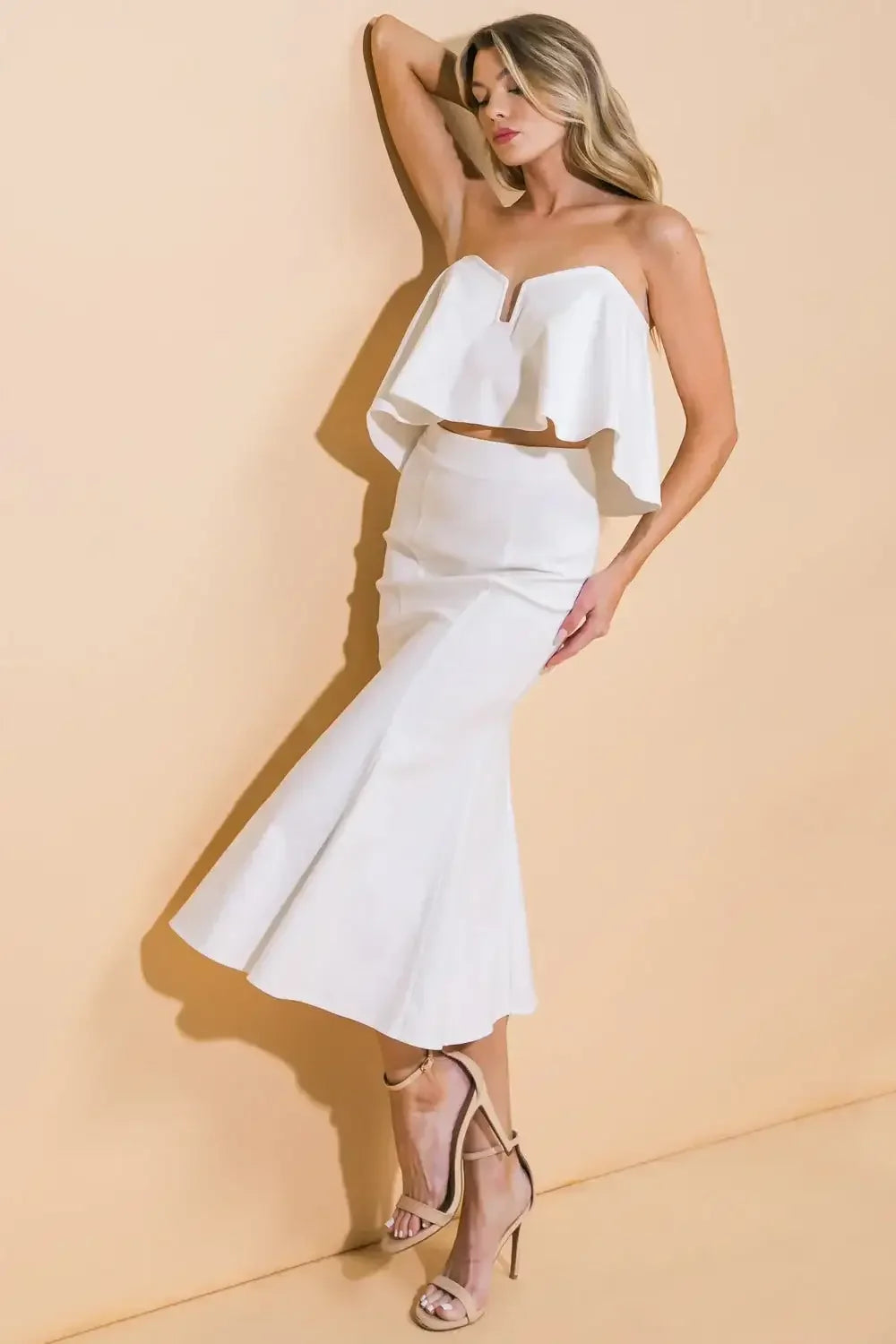 SUNSET STROLL - WHITE CROP TOP & SKIRT SET