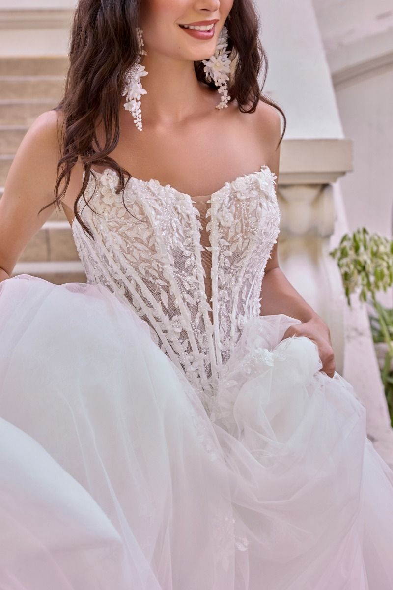 WL075 - Leaf Motif Layered Tulle Wedding Ball Gown - Andrea & Leo