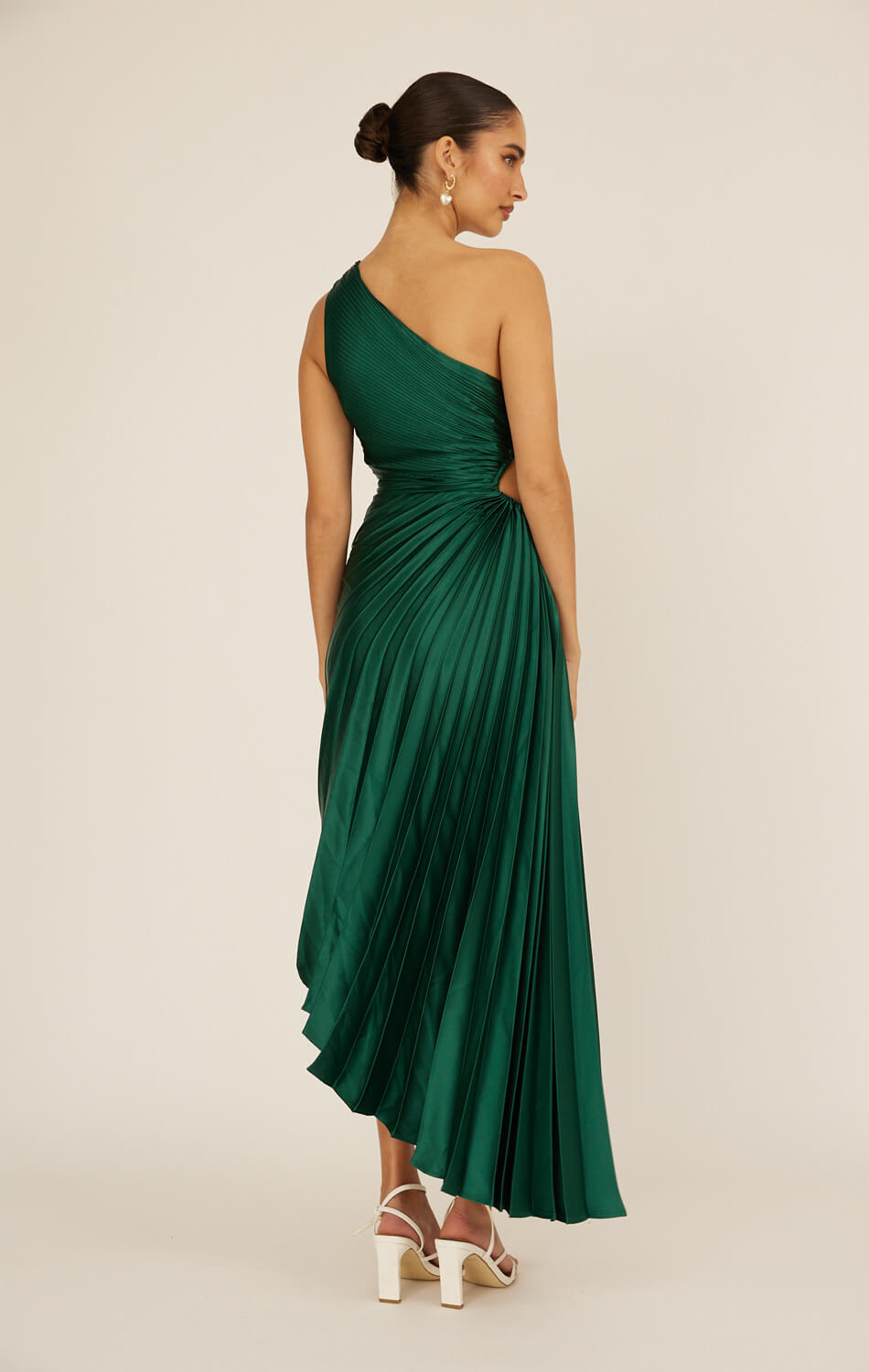 Lady Black Tie - Panama Maxi Dress - Kelly Green - Pleated Dress with Side Cut Out - Size S Lady Black Tie - Panama Maxi Dress - Kelly Green - Pleated Dress with Side Cut Out - Size S