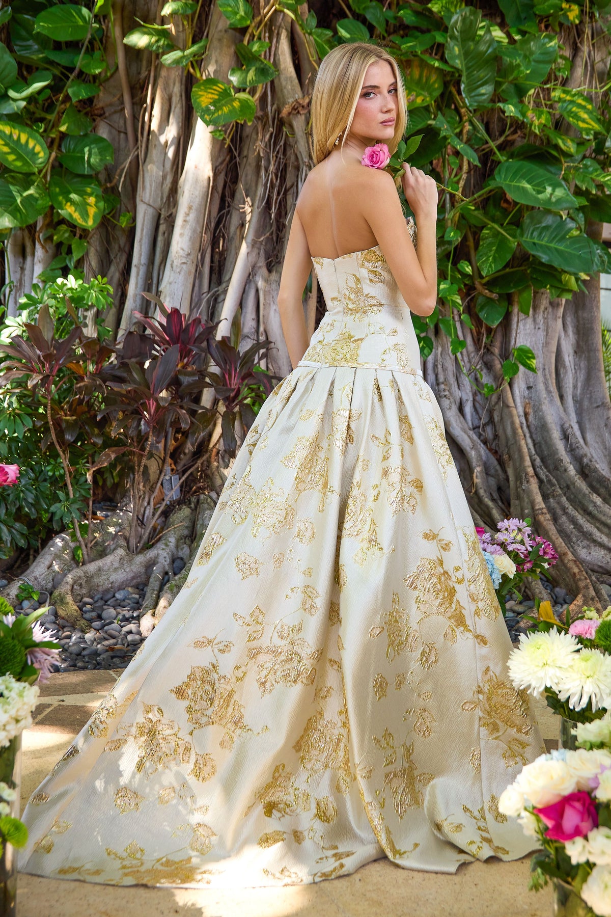 Ava Presley 42460 in Gold, back view | Lady Black Tie