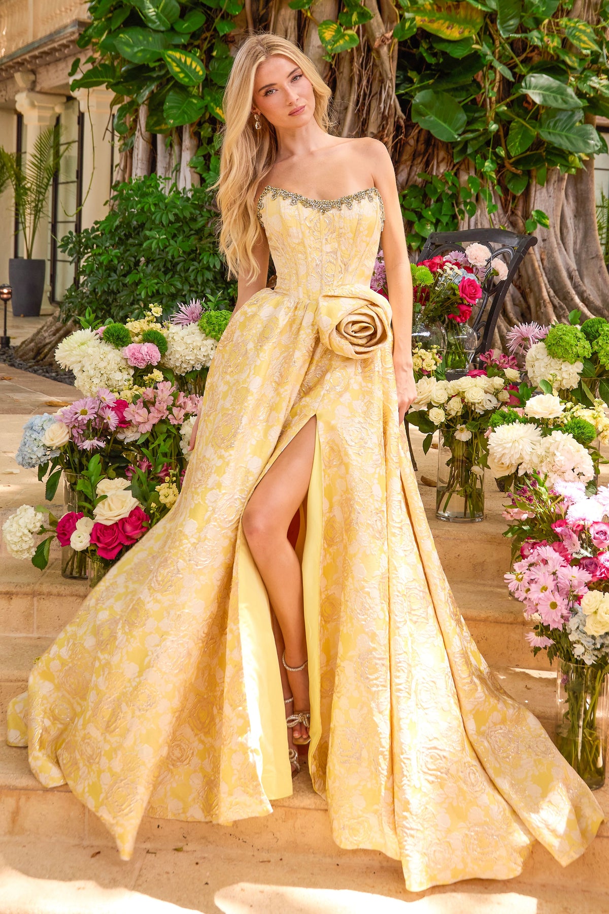 Ava Presley 42517 in Soft Yellow, front view | Lady Black Tie