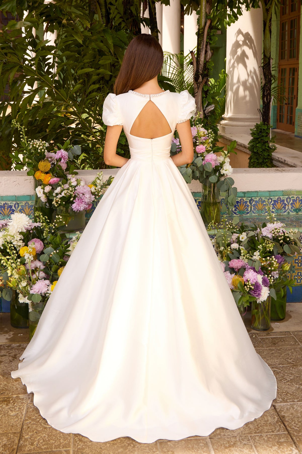Ava Presley 43023 in White, back view | Lady Black Tie
