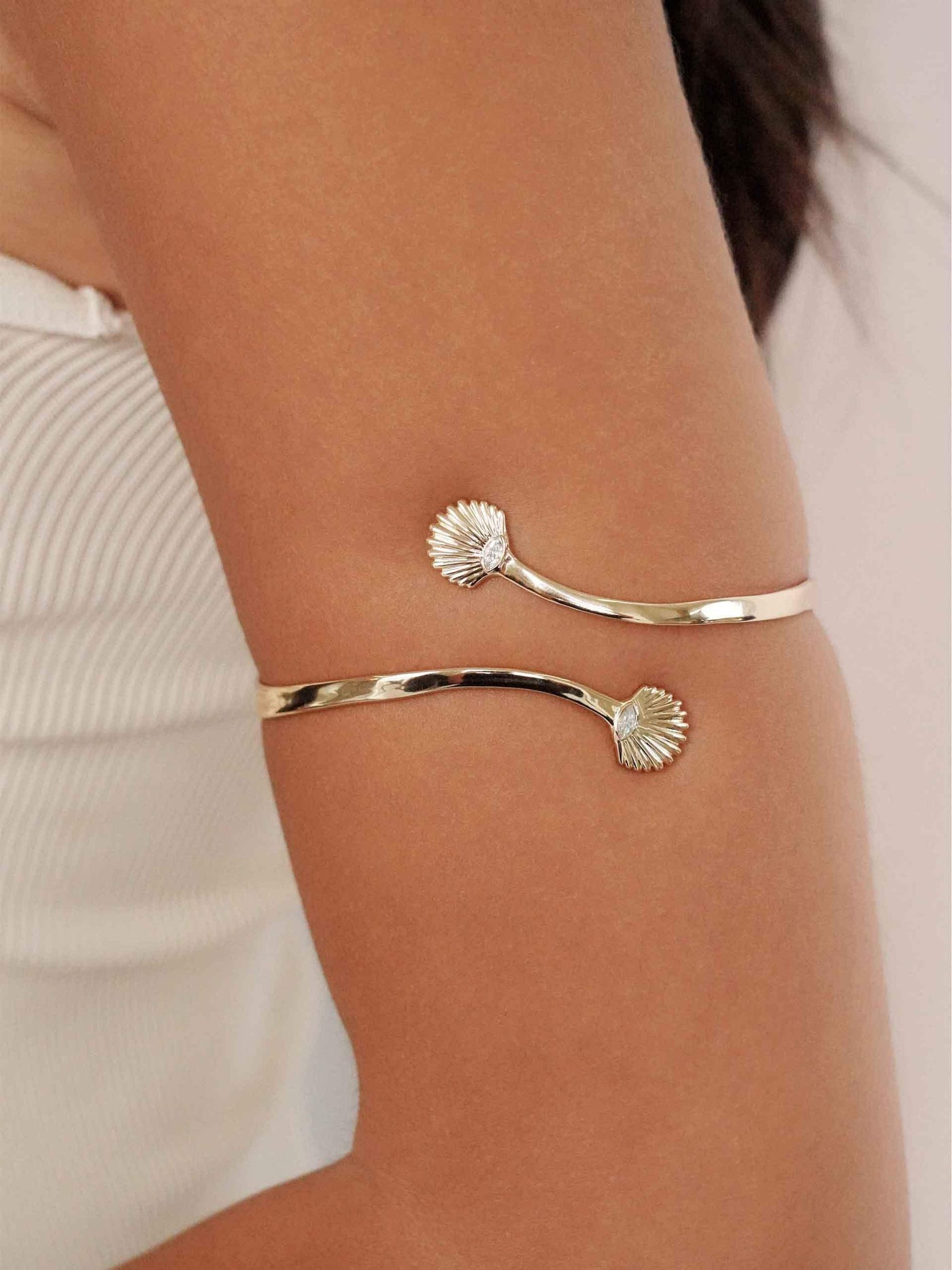 Santorini Shell Arm Cuff