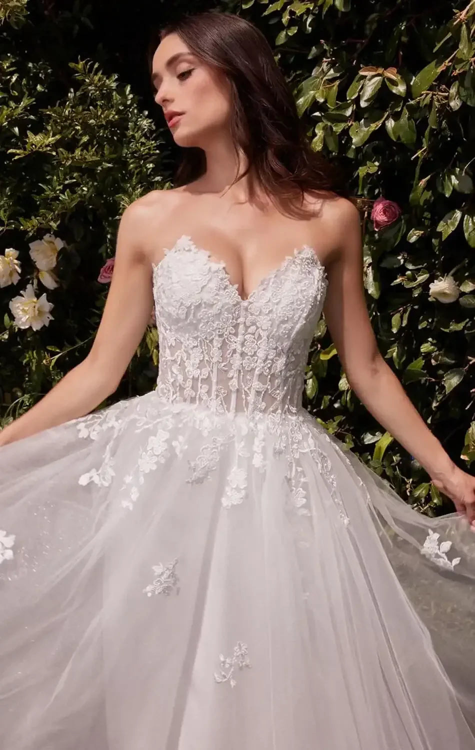 ELLEN GOWN - OFF WHITE - STRAPLESS A-LINE LACE & TULLE DRESS