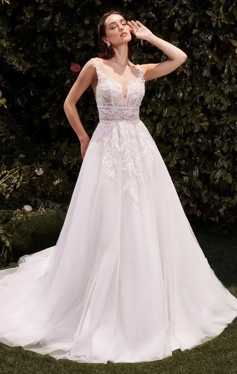 VICTOIRE GOWN - LACE & TULLE BRIDAL BALL GOWN