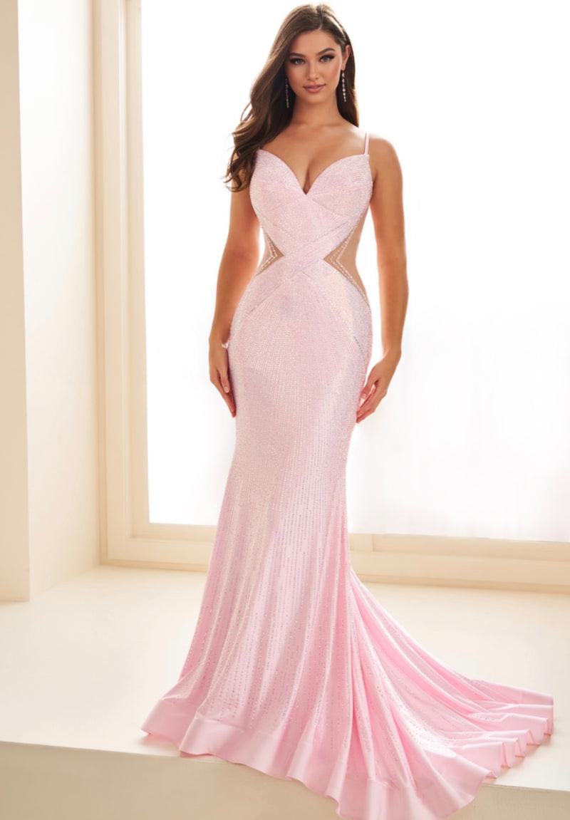 EW35001 - Ellie Wilde