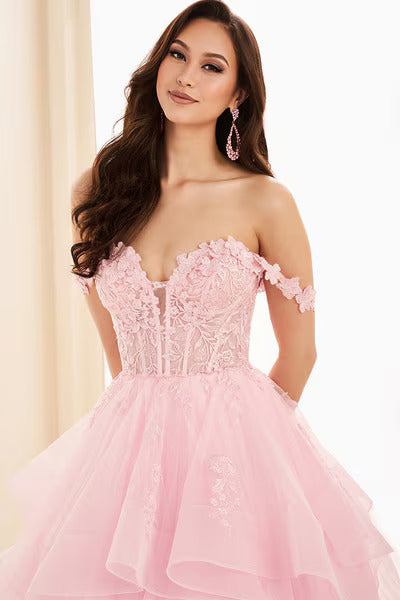 EW35084 - Ellie Wilde