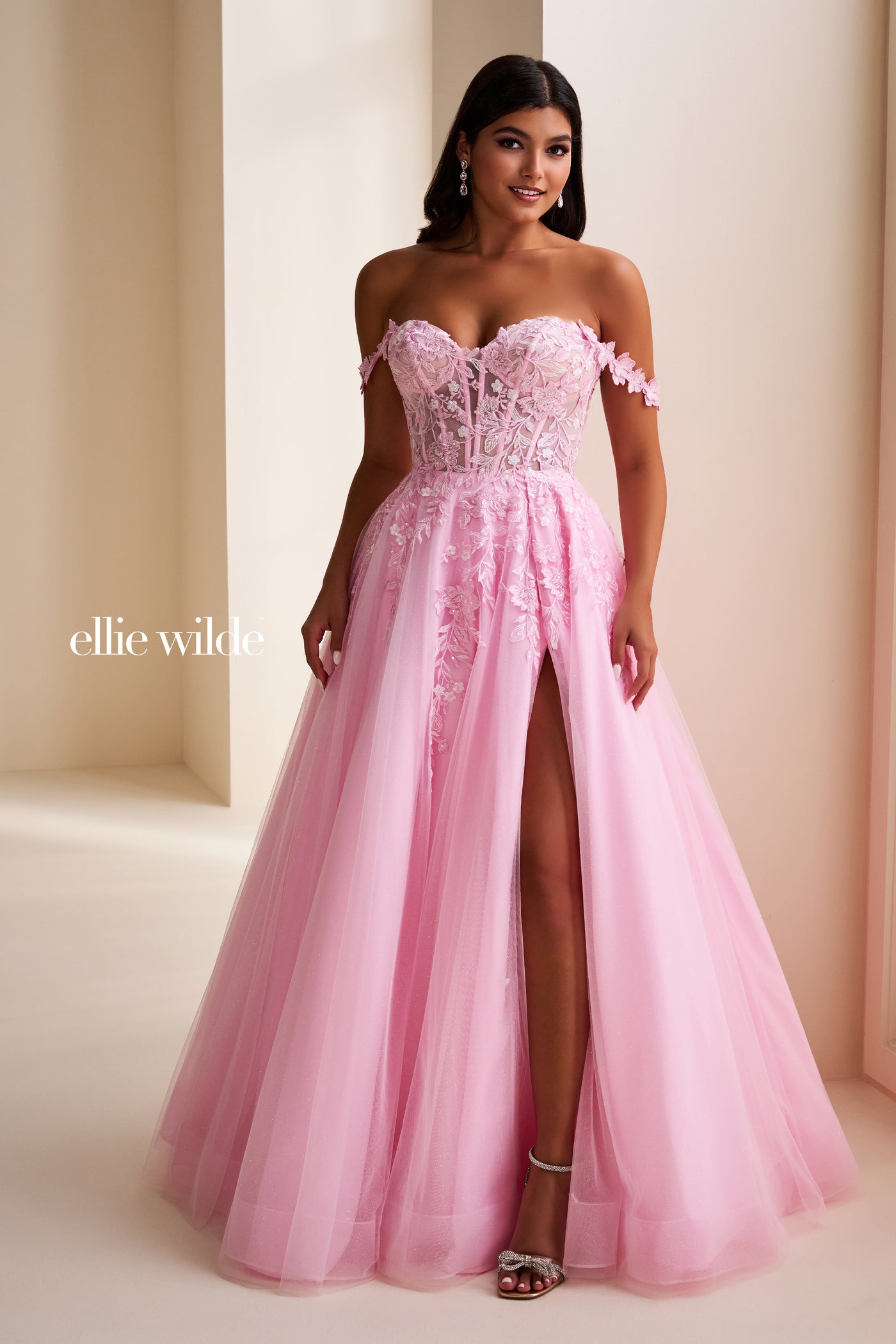 EW35101 - Ellie Wilde