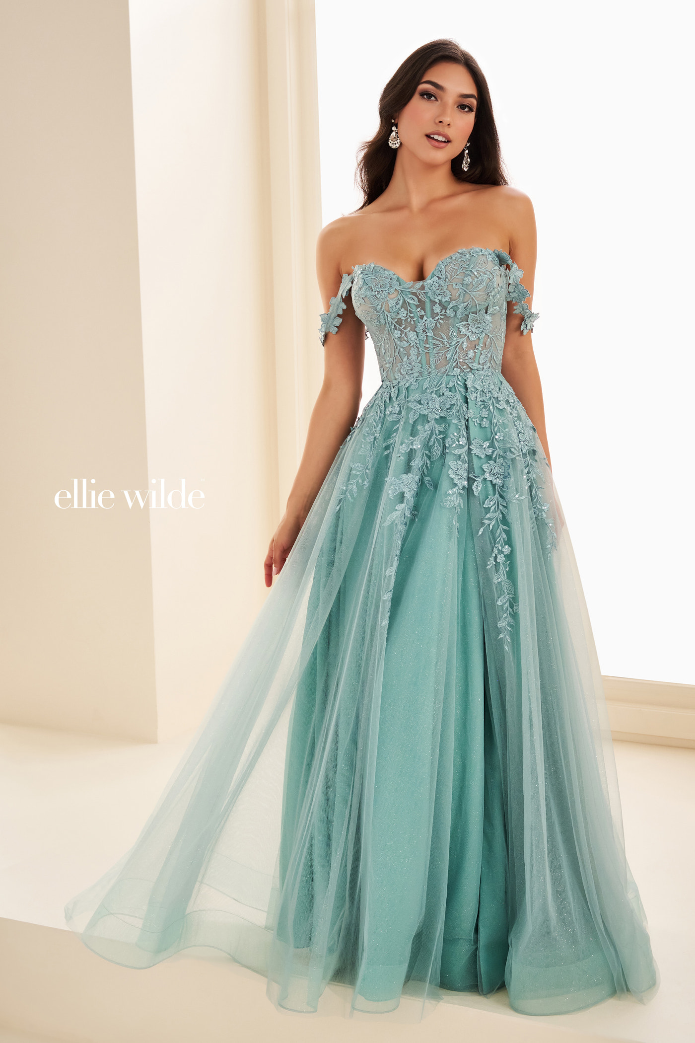 EW35101 - Ellie Wilde