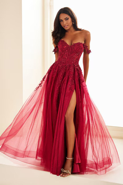 EW35101 - Ellie Wilde