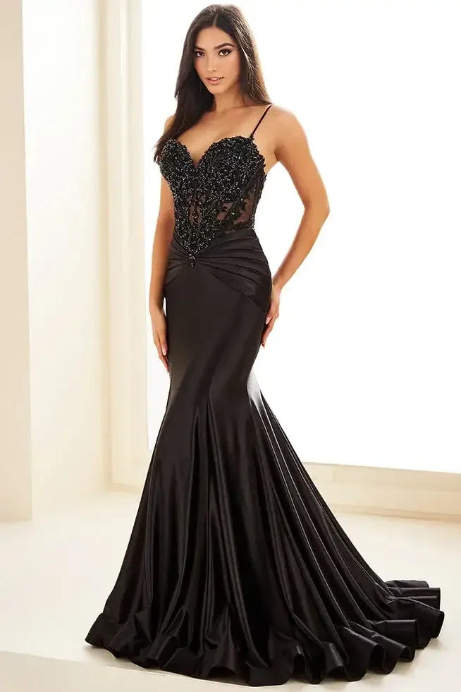 EW36004 - Ellie Wilde