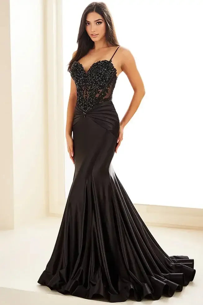 EW36004 - Ellie Wilde