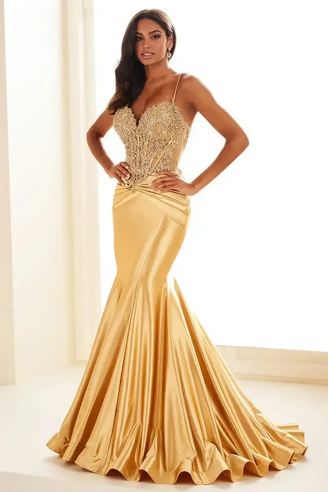 EW36004 - Ellie Wilde