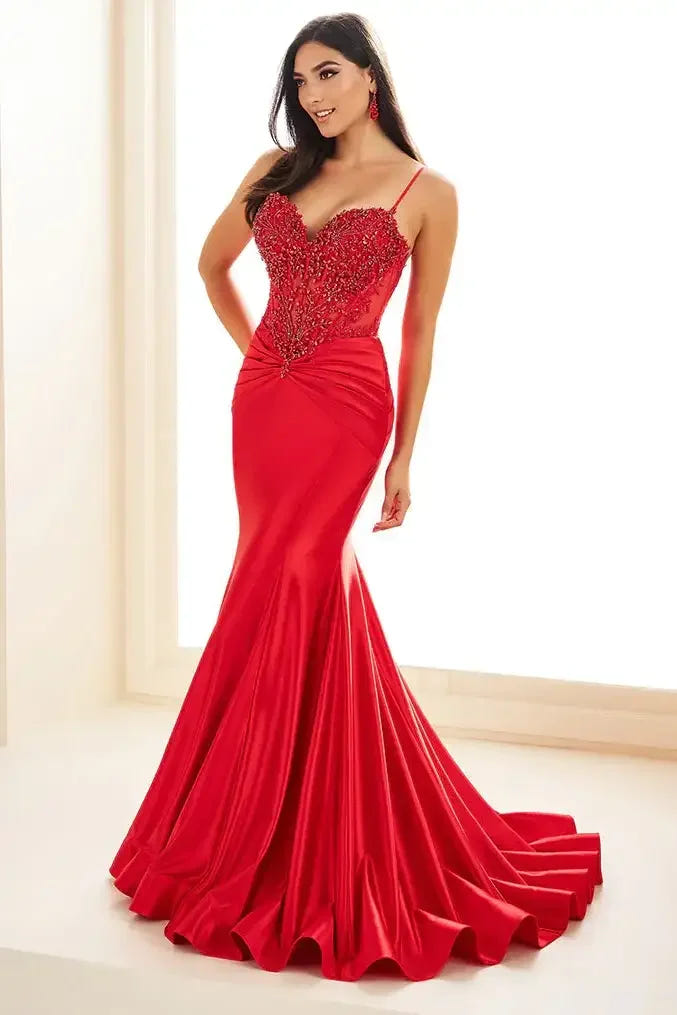 EW36004 - Ellie Wilde