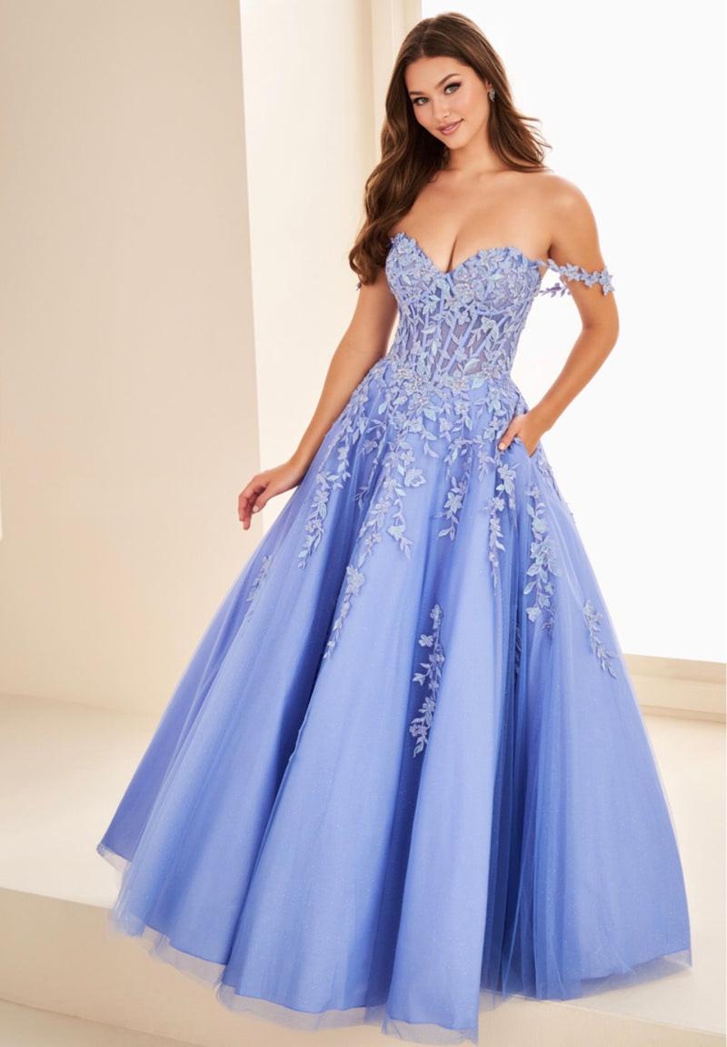 EW37028 - Ellie Wilde