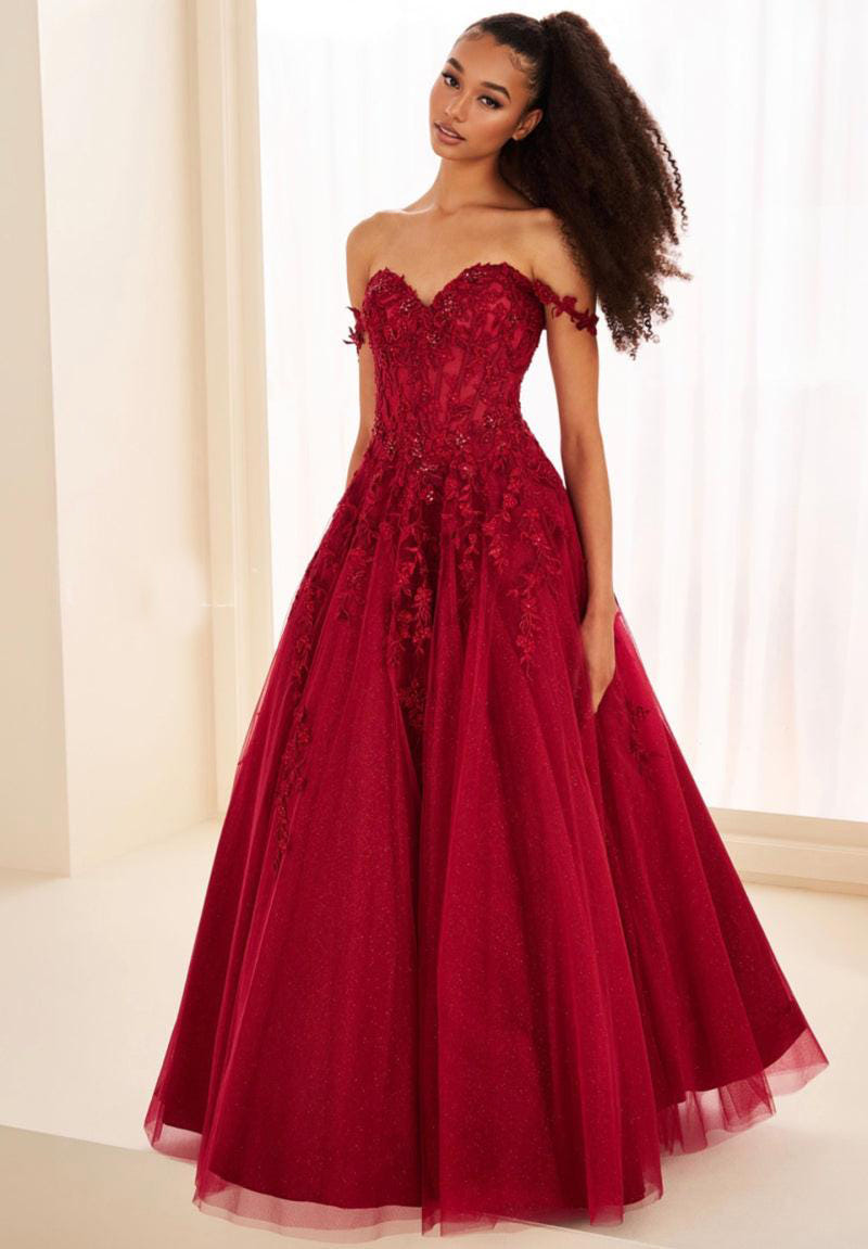 EW37028 - Ellie Wilde