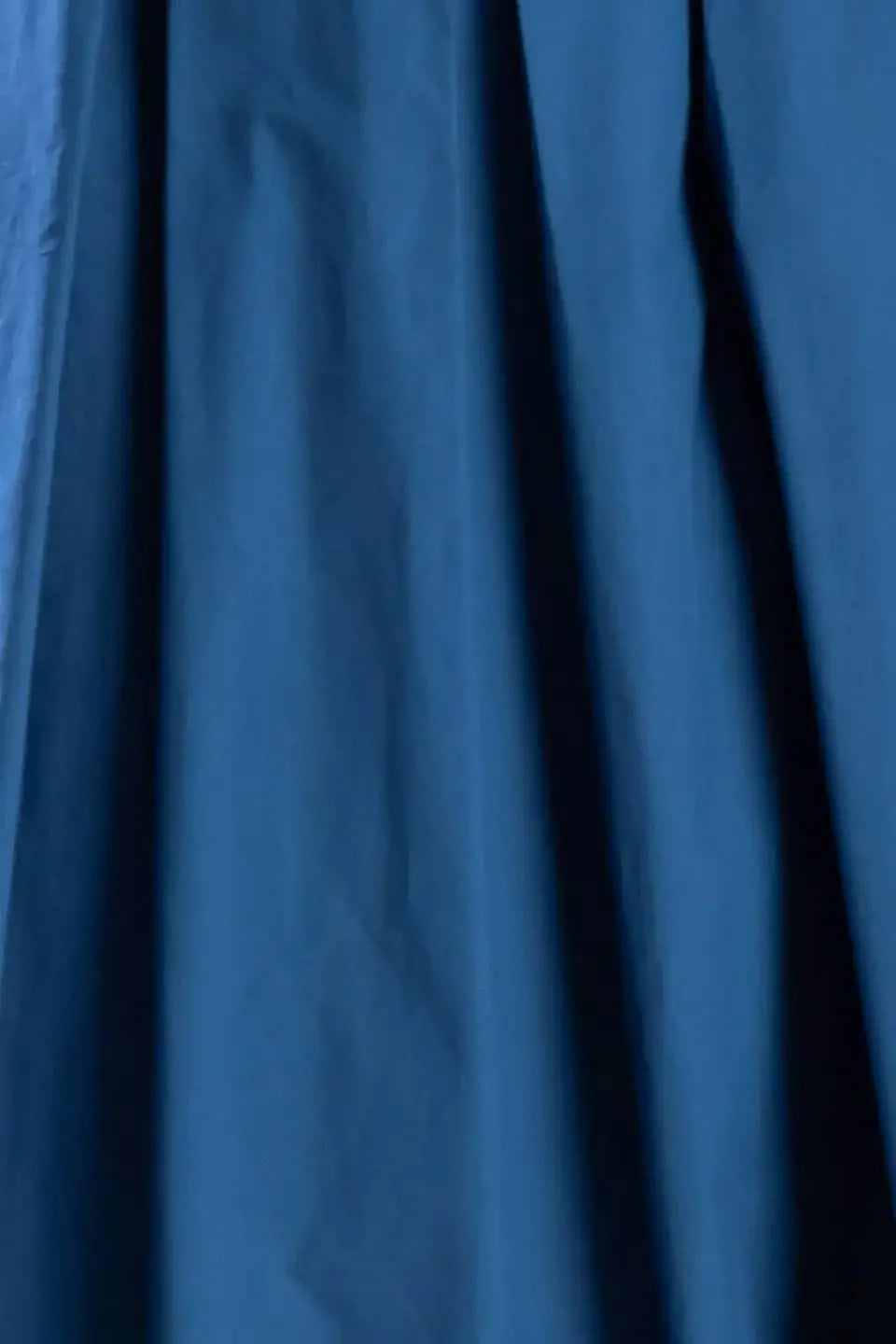 DREAMY IMPRESSION MIDI DRESS