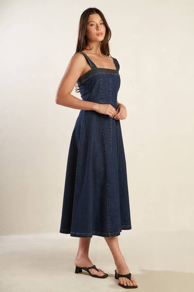 AUTUMN ESCAPE - DARK DENIM MIDI DRESS