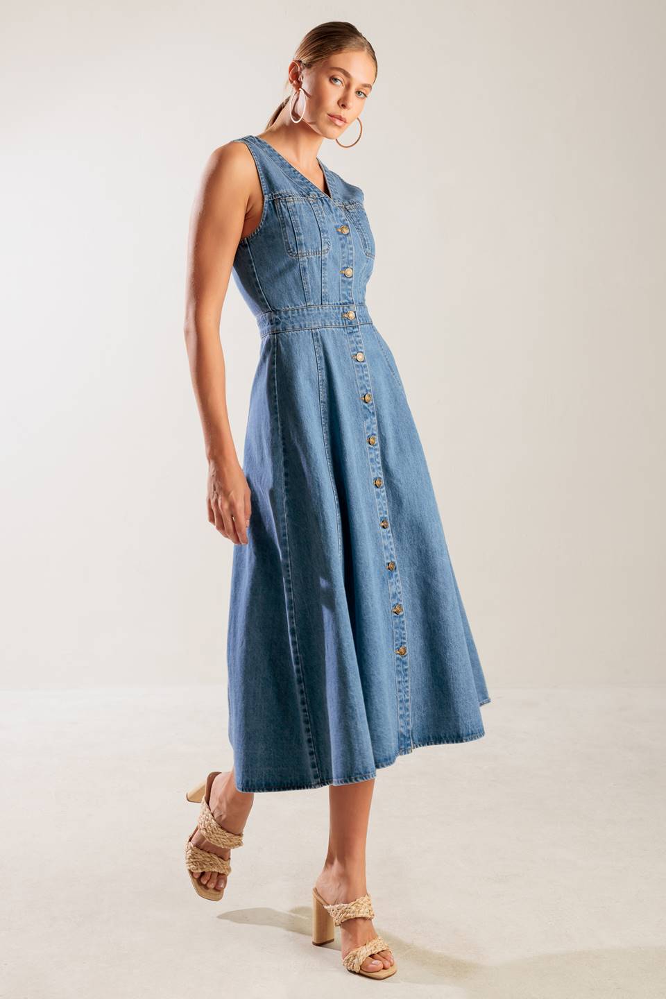 Lady Black Tie - The Journey Begins Blue Denim Midi Dress - Size L Lady Black Tie - The Journey Begins Blue Denim Midi Dress - Size L
