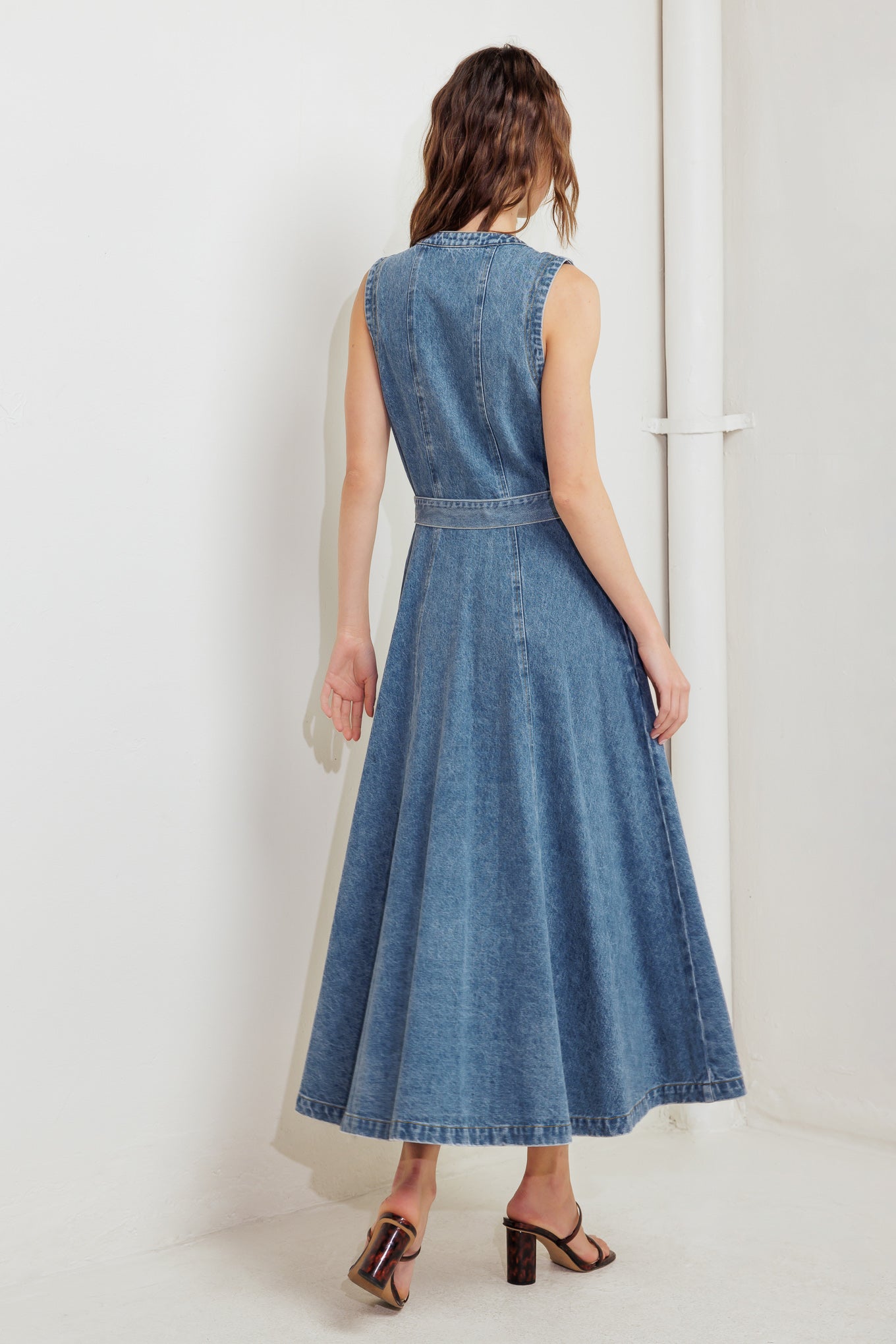 Lady Black Tie - Midnight Rodeo Denim Midi Dress - Size S Lady Black Tie - Midnight Rodeo Denim Midi Dress - Size S