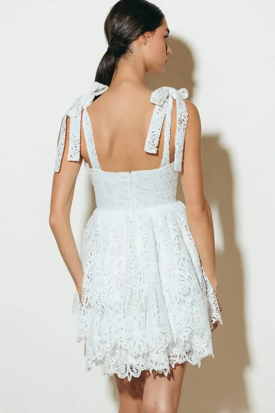 LILY LACE MINI DRESS - WHITE