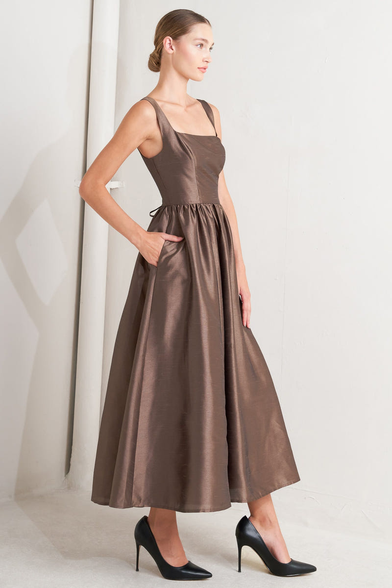 Brown Dresses | Espresso, Chocolate & Satin Styles | Lady Black Tie Brown Dresses | Espresso, Chocolate & Satin Styles | Lady Black Tie
