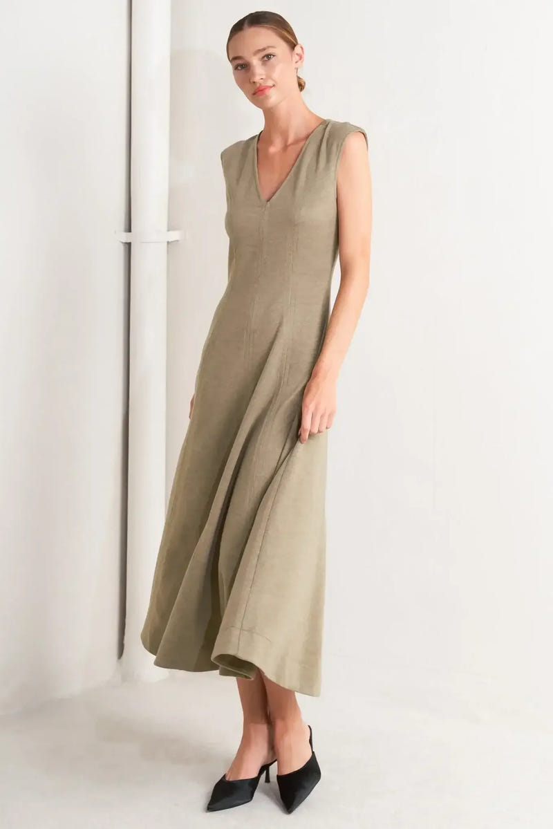 SOPHISTICATED SIMPLICITY MOCHA KNIT MIDI DRESS