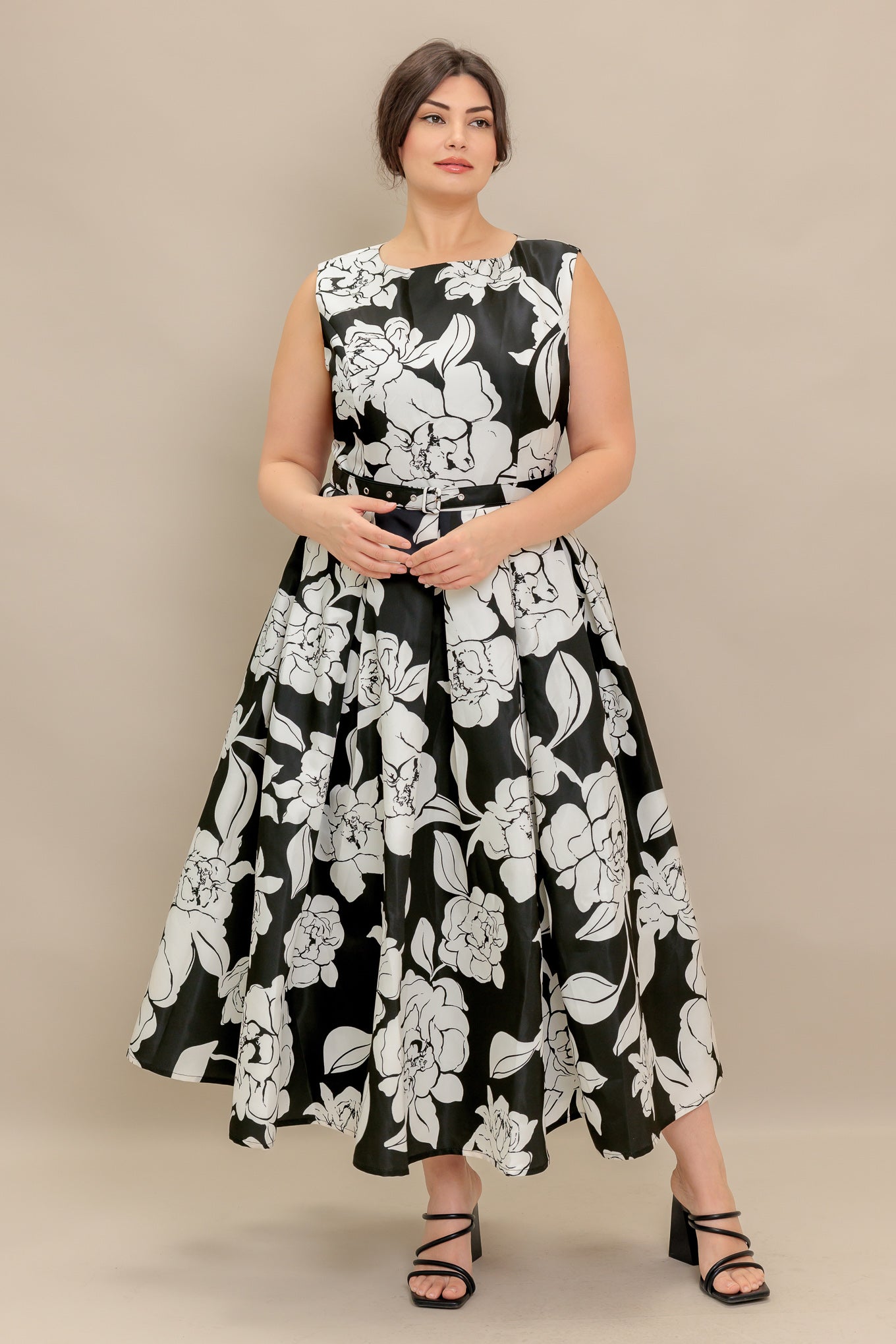 SILENT HEART BLACK FLORAL MIDI DRESS