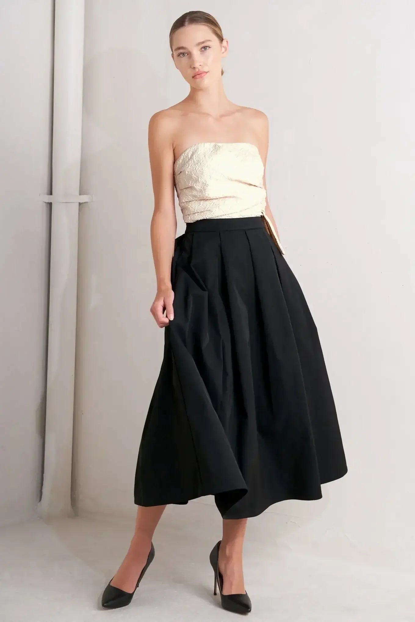 MONO BALLET BLACK & CREAM STRAPLESS MIDI DRESS