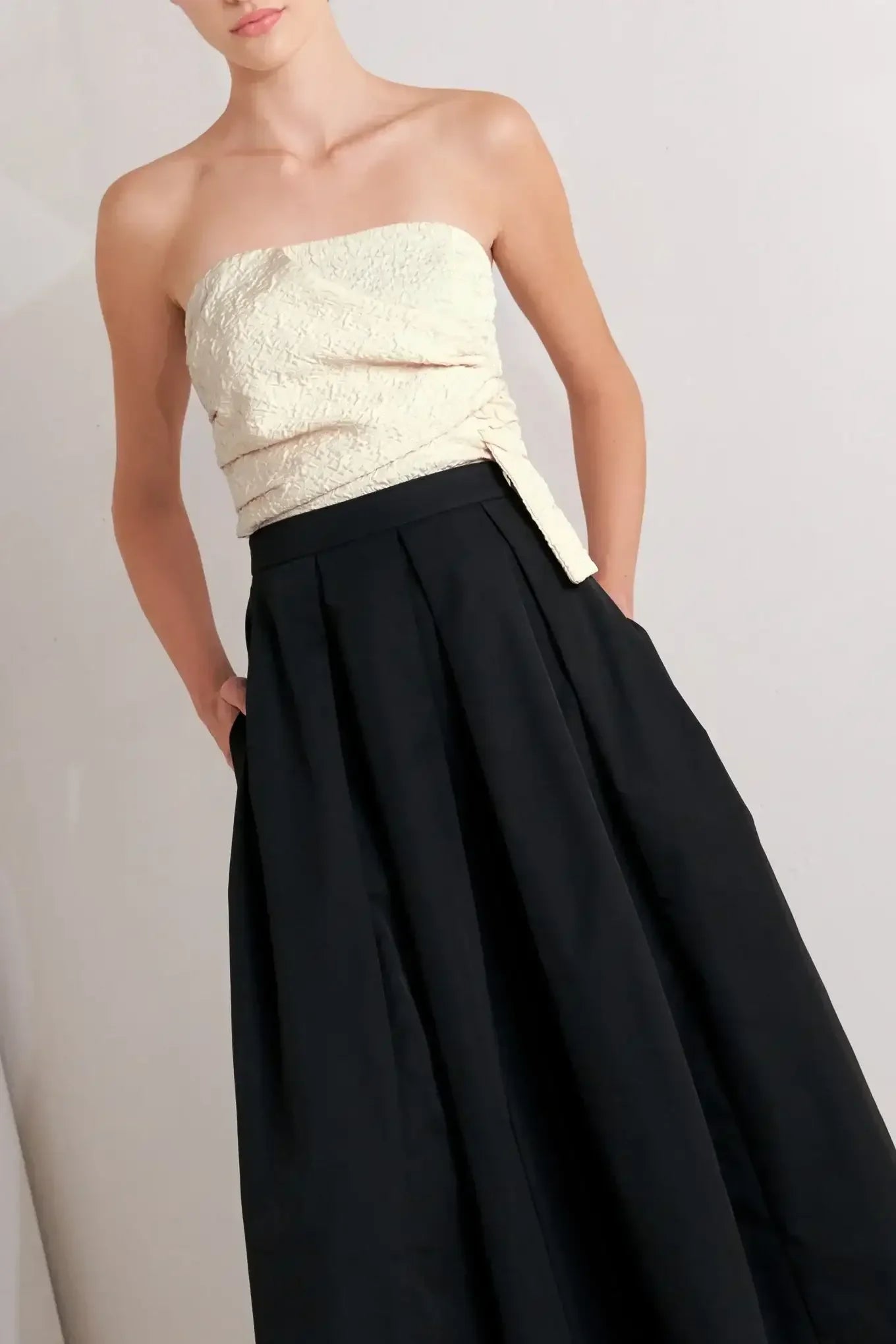 MONO BALLET BLACK & CREAM STRAPLESS MIDI DRESS