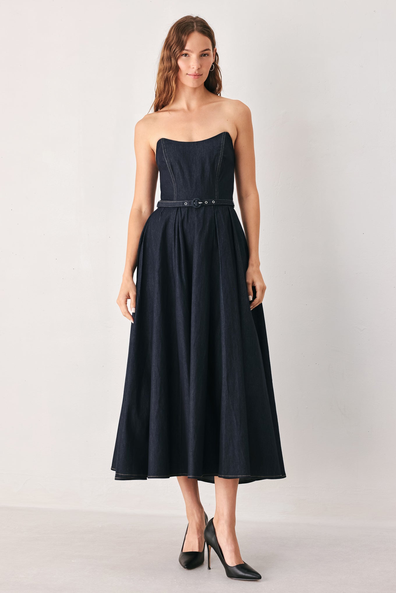 Lady Black Tie - Party Muse - Strapless Dark Denim Midi Dress