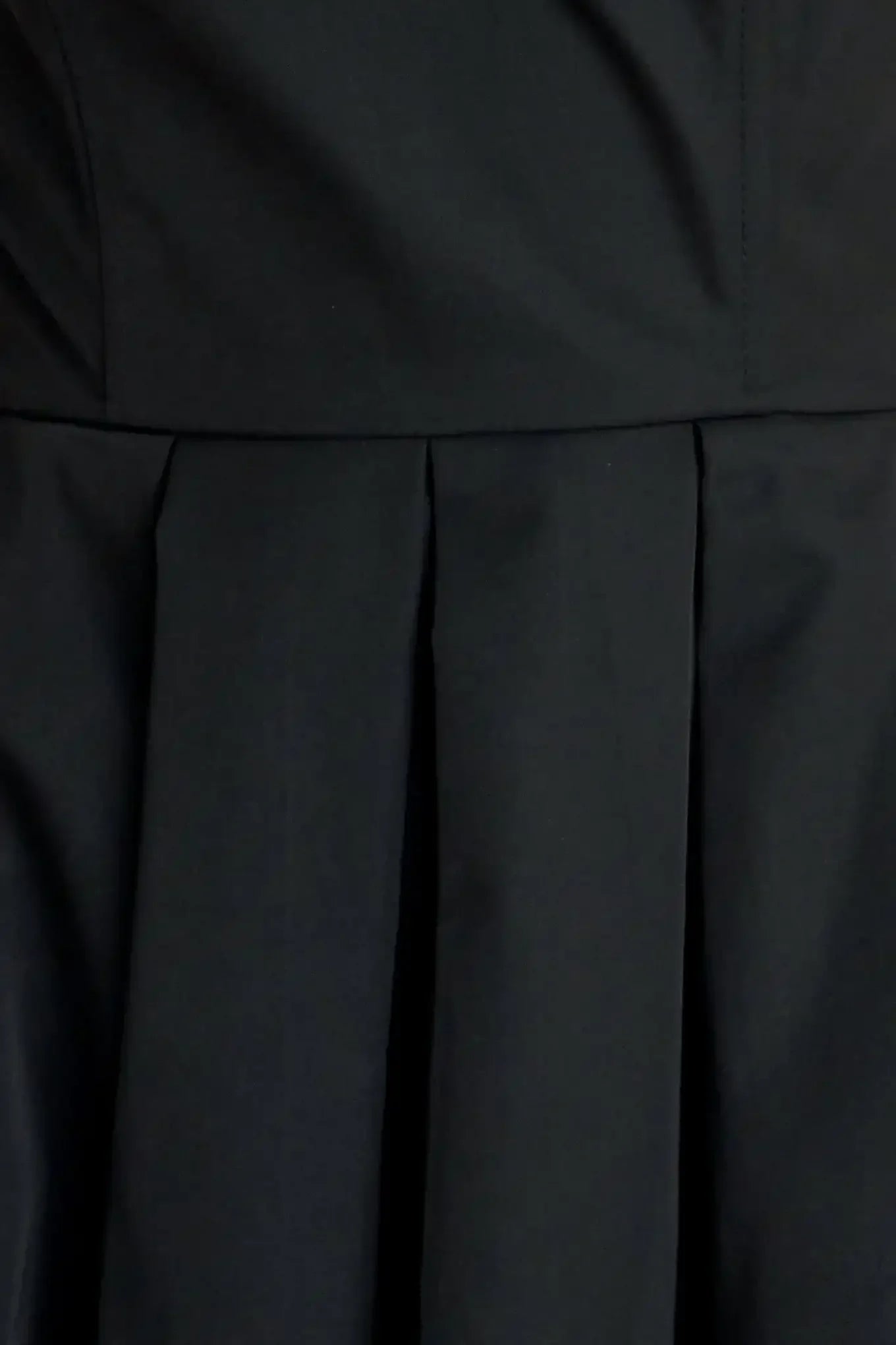 GALA NOIR BLACK SCOOP NECK STRAPLESS MIDI DRESS