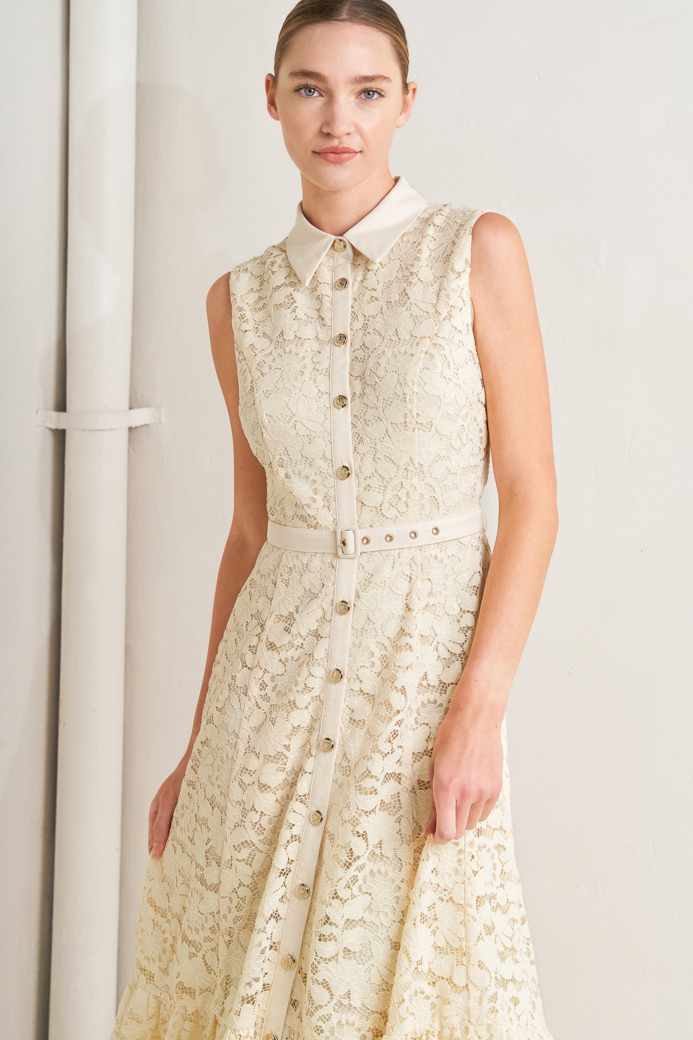 PURELY ROMANTIC LACE MIDI DRESS | Lady Black Tie