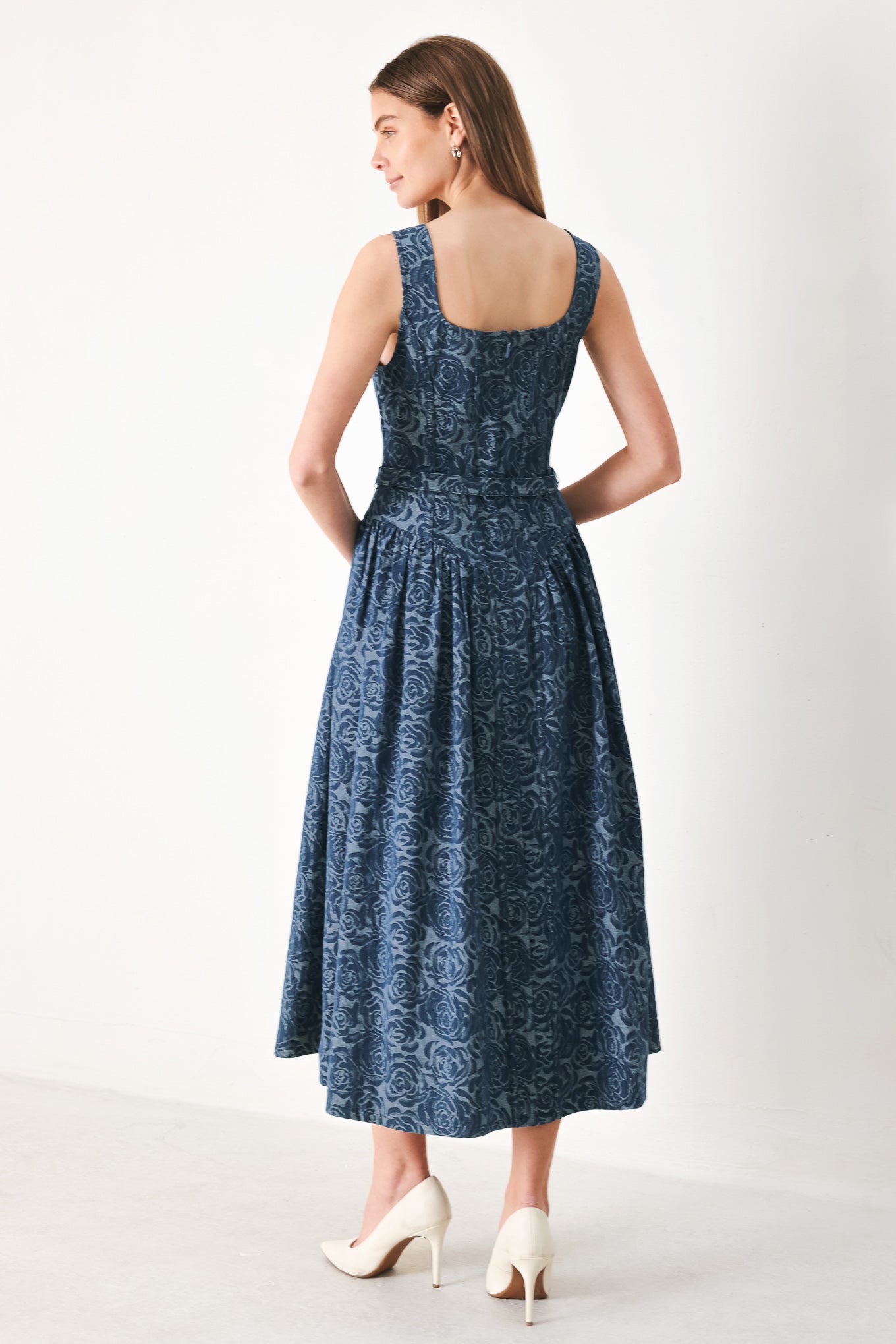 MIDNIGHT GARDEN - FLORAL JACQUARD DENIM MIDI DRESS | Lady Black Tie
