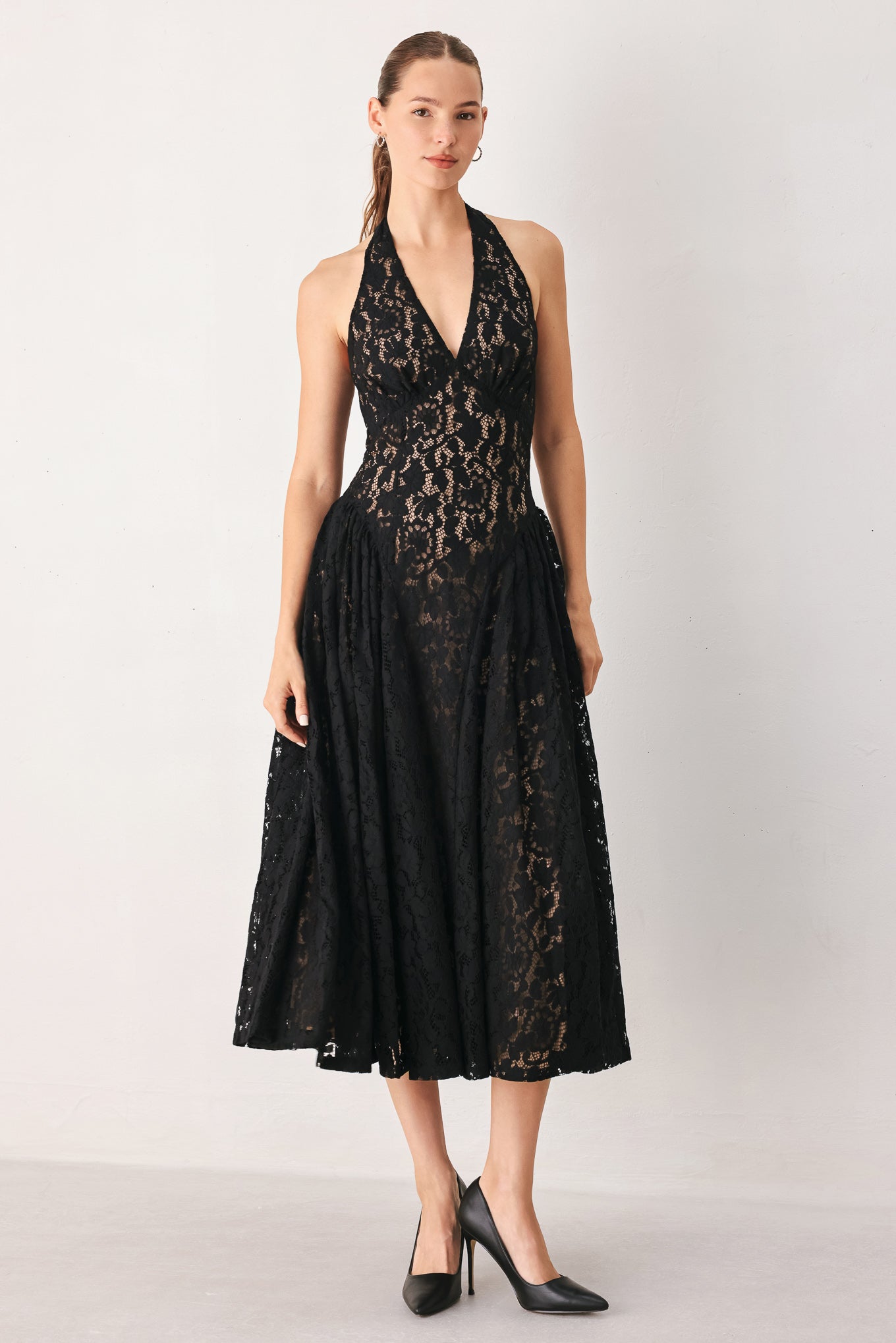 MIDNIGHT OBSIDIAN - BLACK LACE HALTER MIDI DRESS