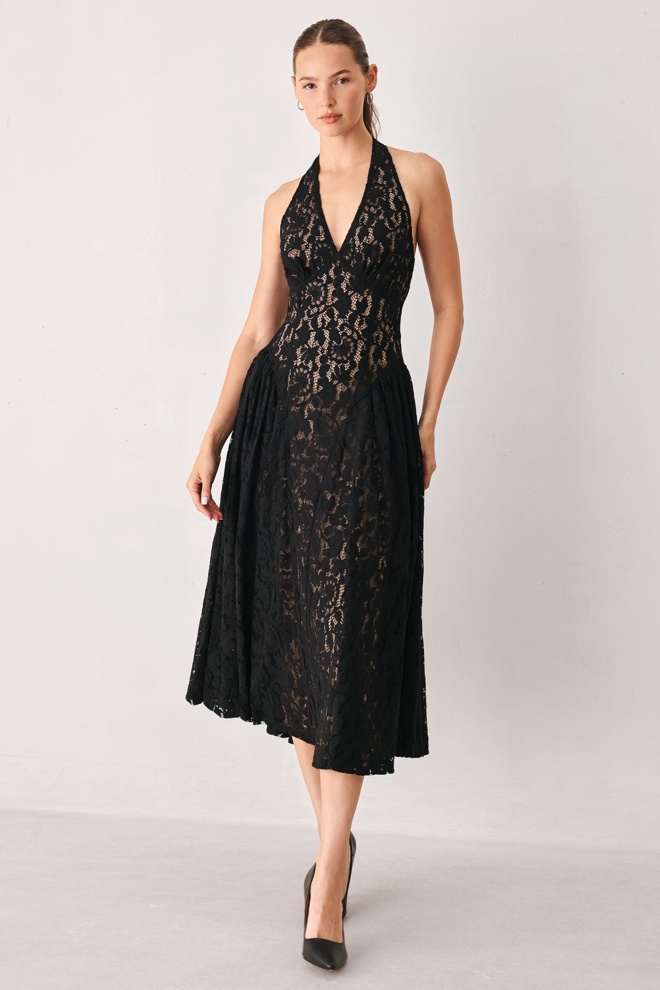 MIDNIGHT OBSIDIAN - BLACK LACE HALTER MIDI DRESS