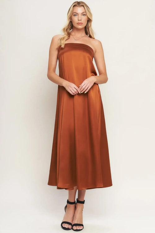 Rust-colored strapless dress