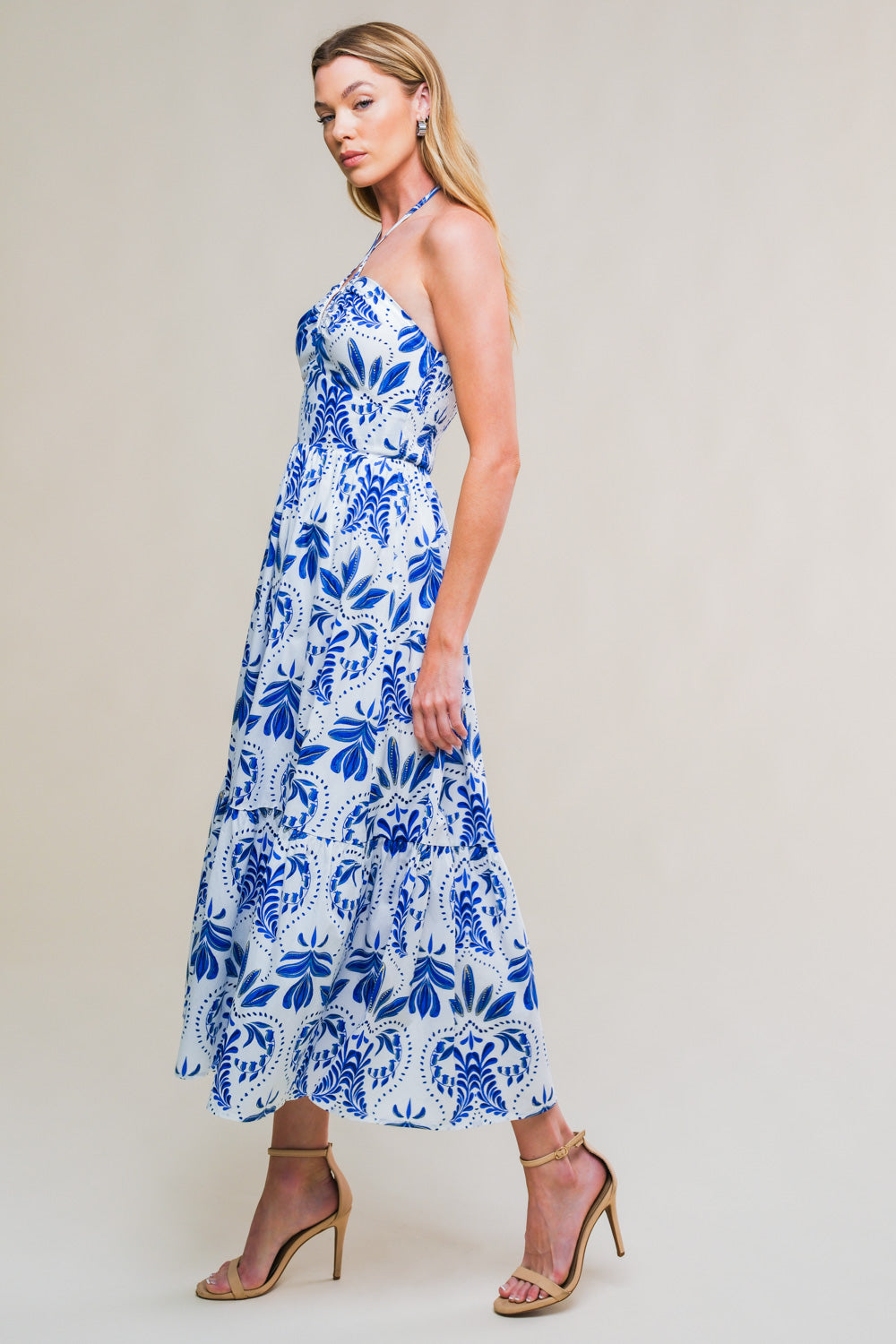 Lady Black Tie - Flaherty Blue & White Midi Dress - Size L Lady Black Tie - Flaherty Blue & White Midi Dress - Size L