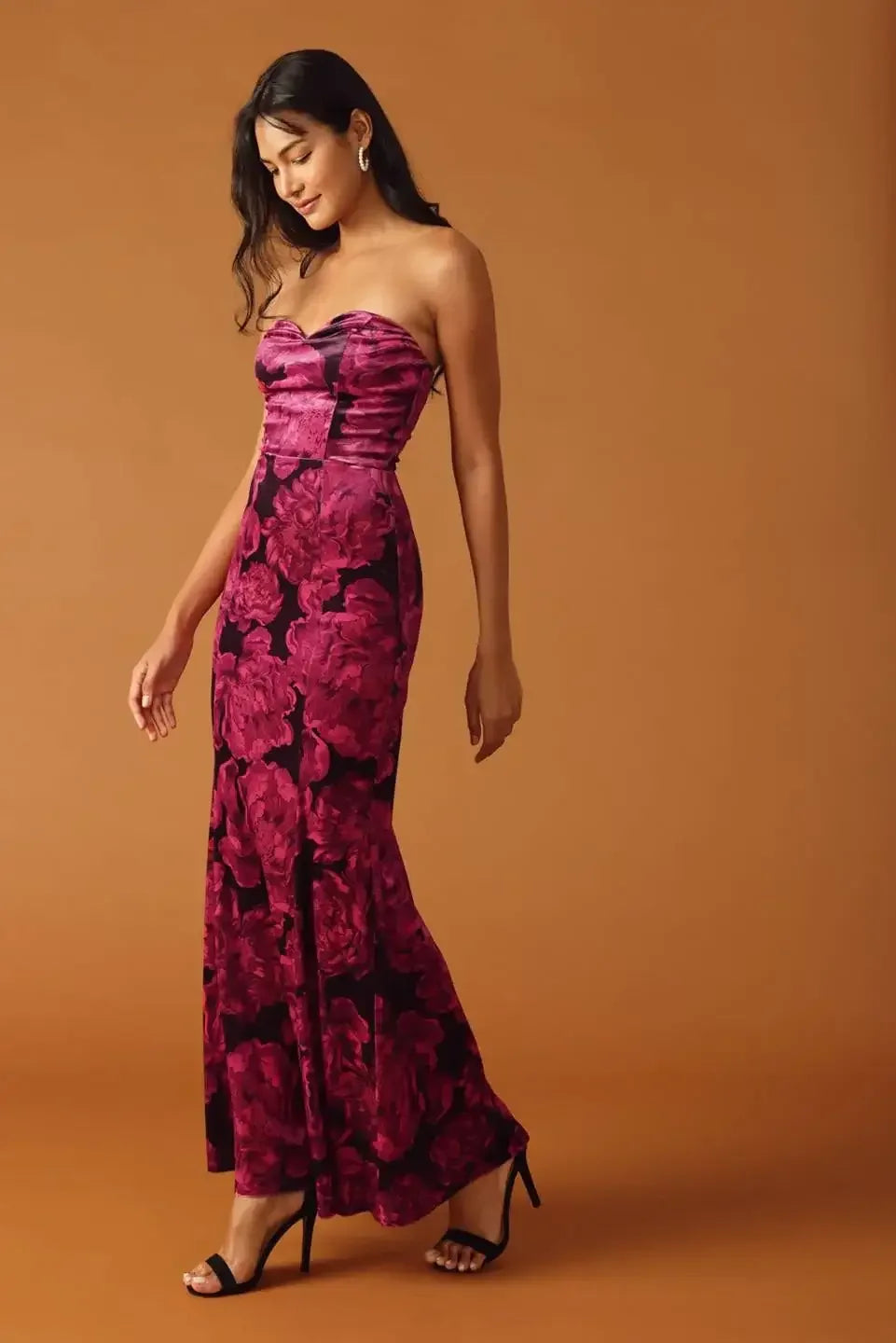 BERRY FLORAL STRAPLESS VELVET MAXI DRESS