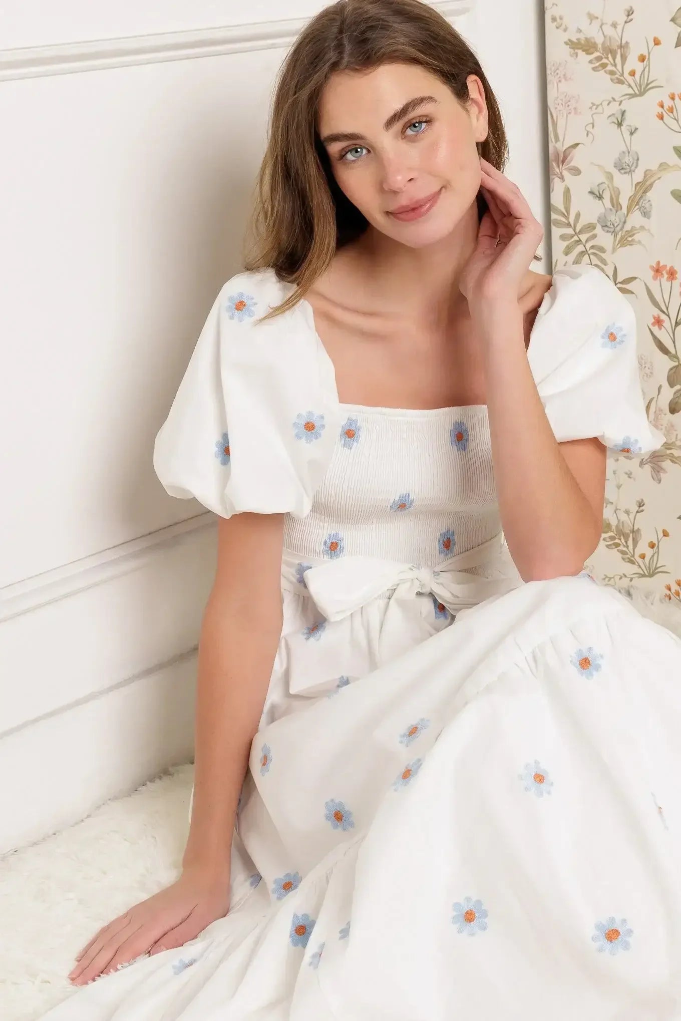 SUNNYSIDE LANE - EMBROIDERED MIDI DRESS