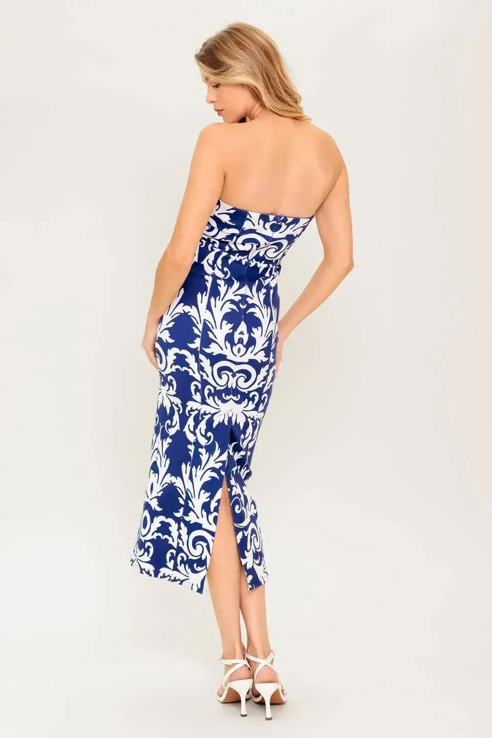 WHERE MY HEART IS - NAVY & WHITE MIDI DRESS