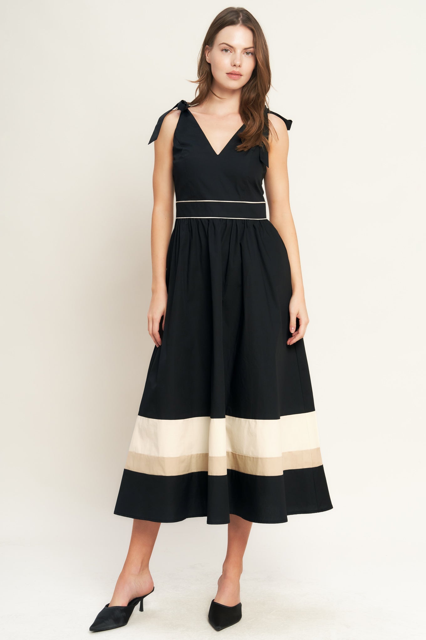 FOREST CHARM BLACK & CREAM MIDI DRESS