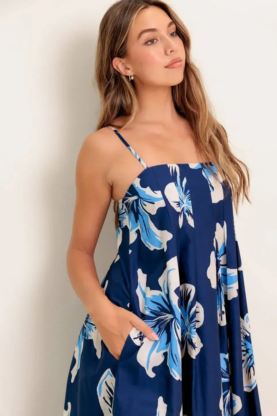 RAYA MAXI DRESS - NAVY FLORAL