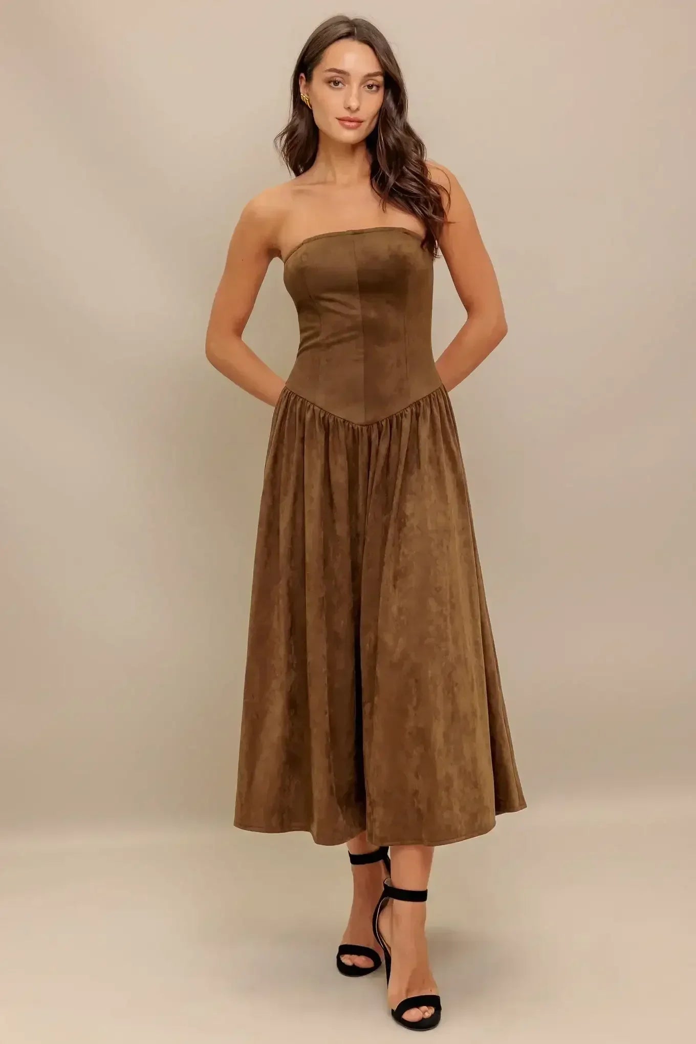 Brown strapless dress