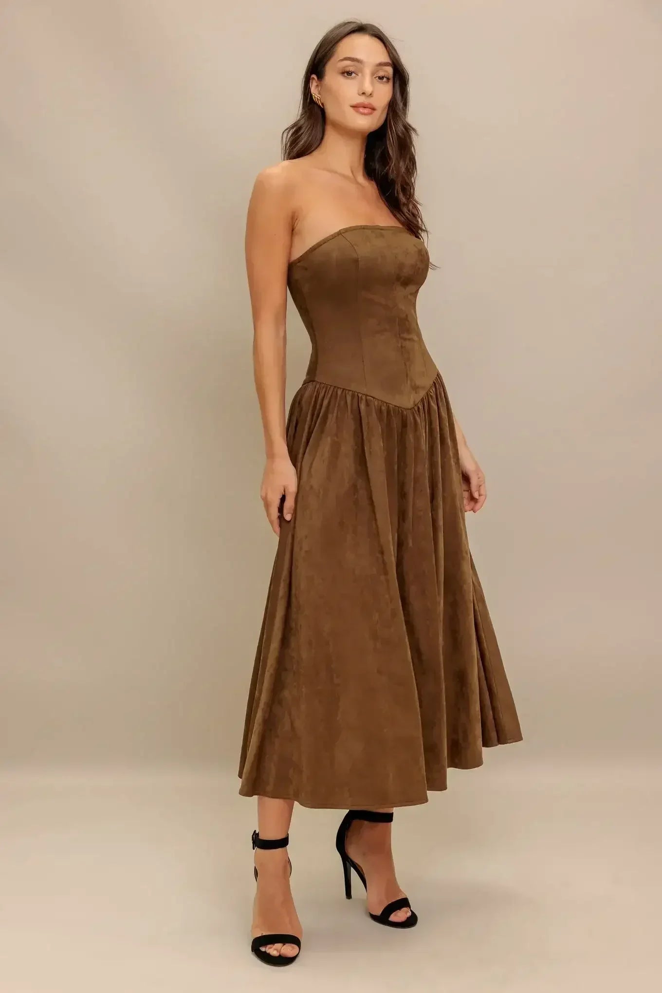 Brown strapless dress