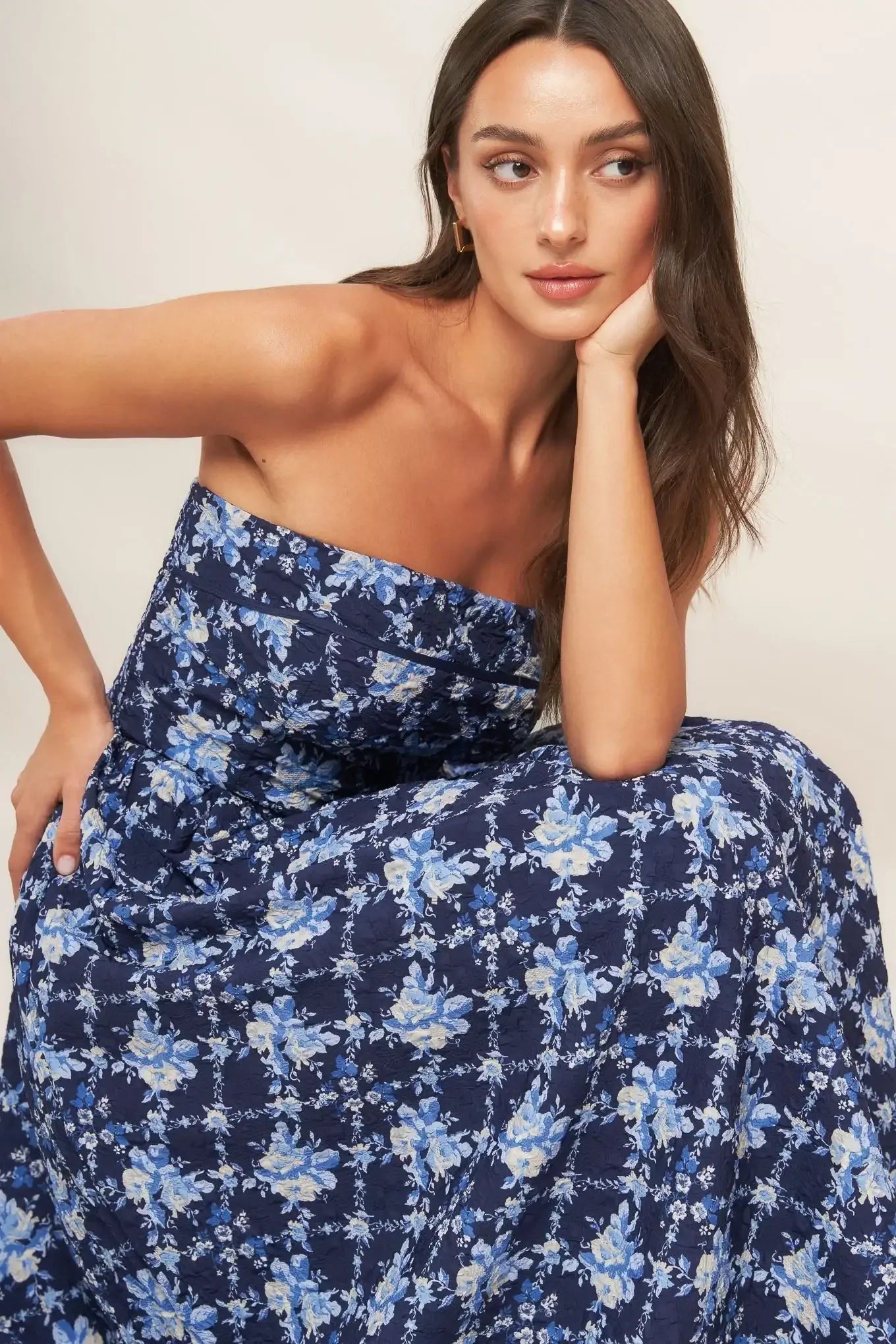 BLUE RENAISSANCE STRAPLESS MIDI DRESS