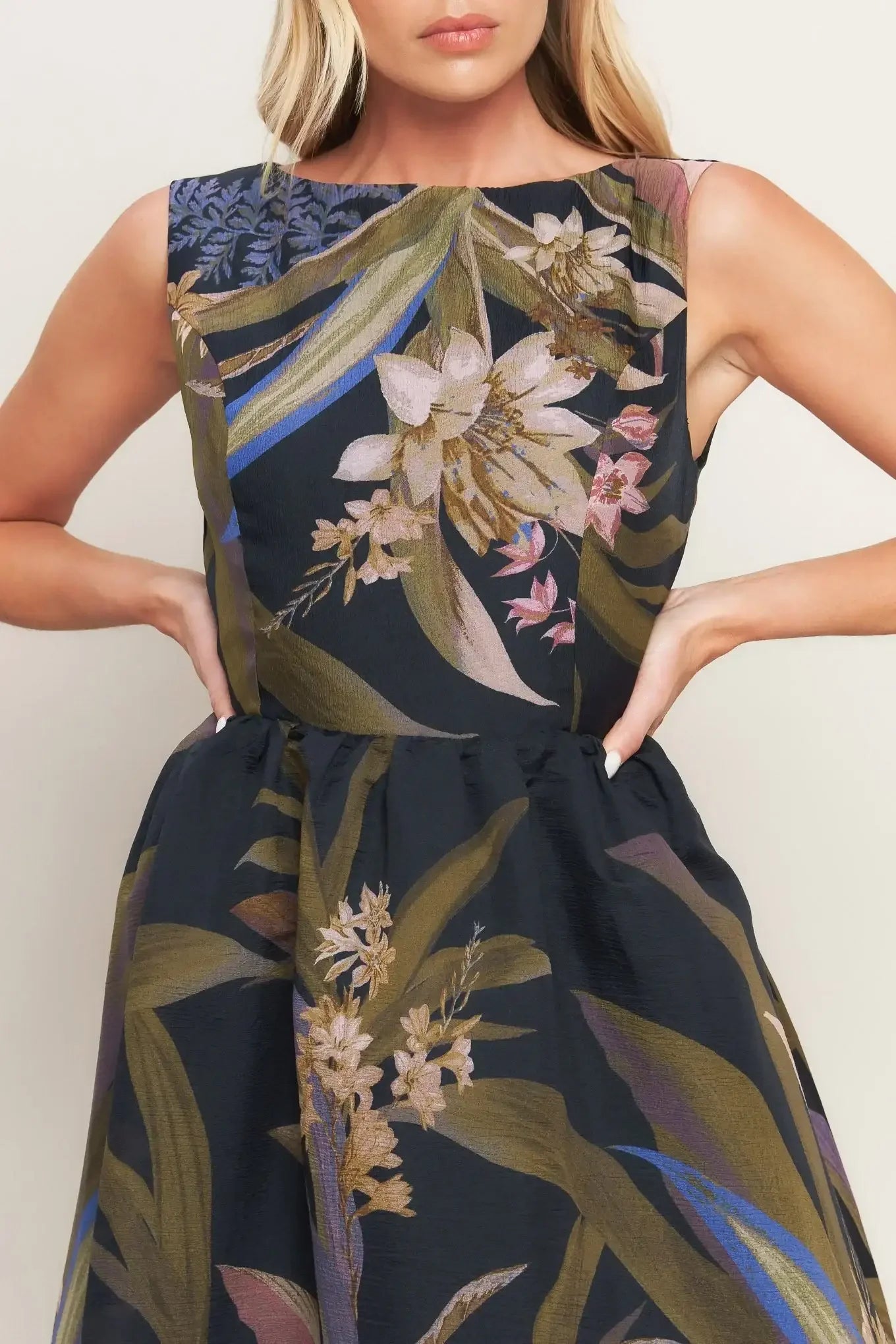FOLIAGE WHISPER BLACK MIDI DRESS