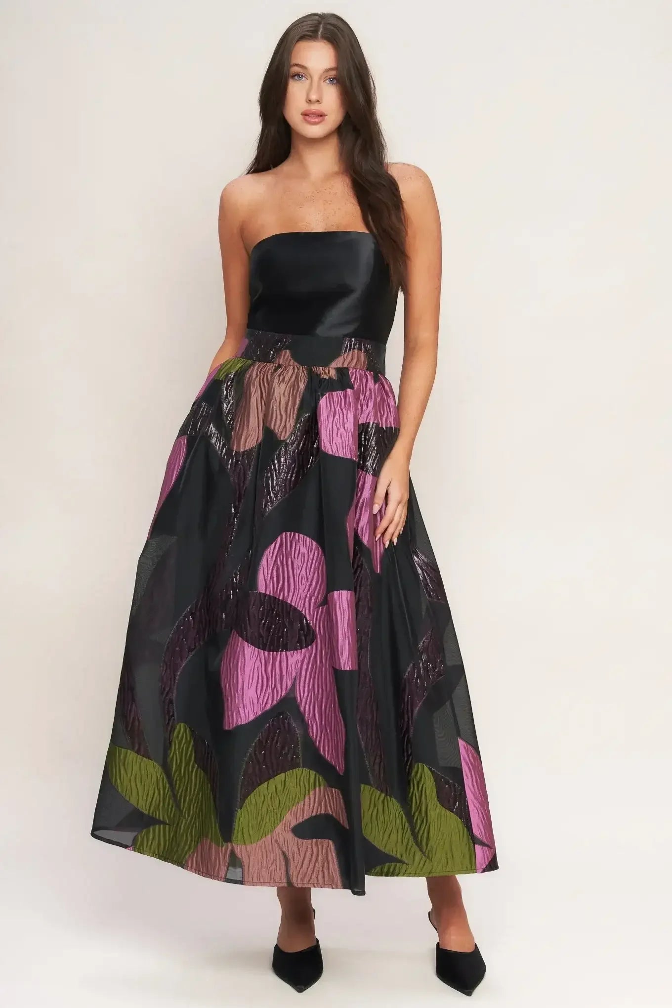 Woman  strapless black dress with floral pattern