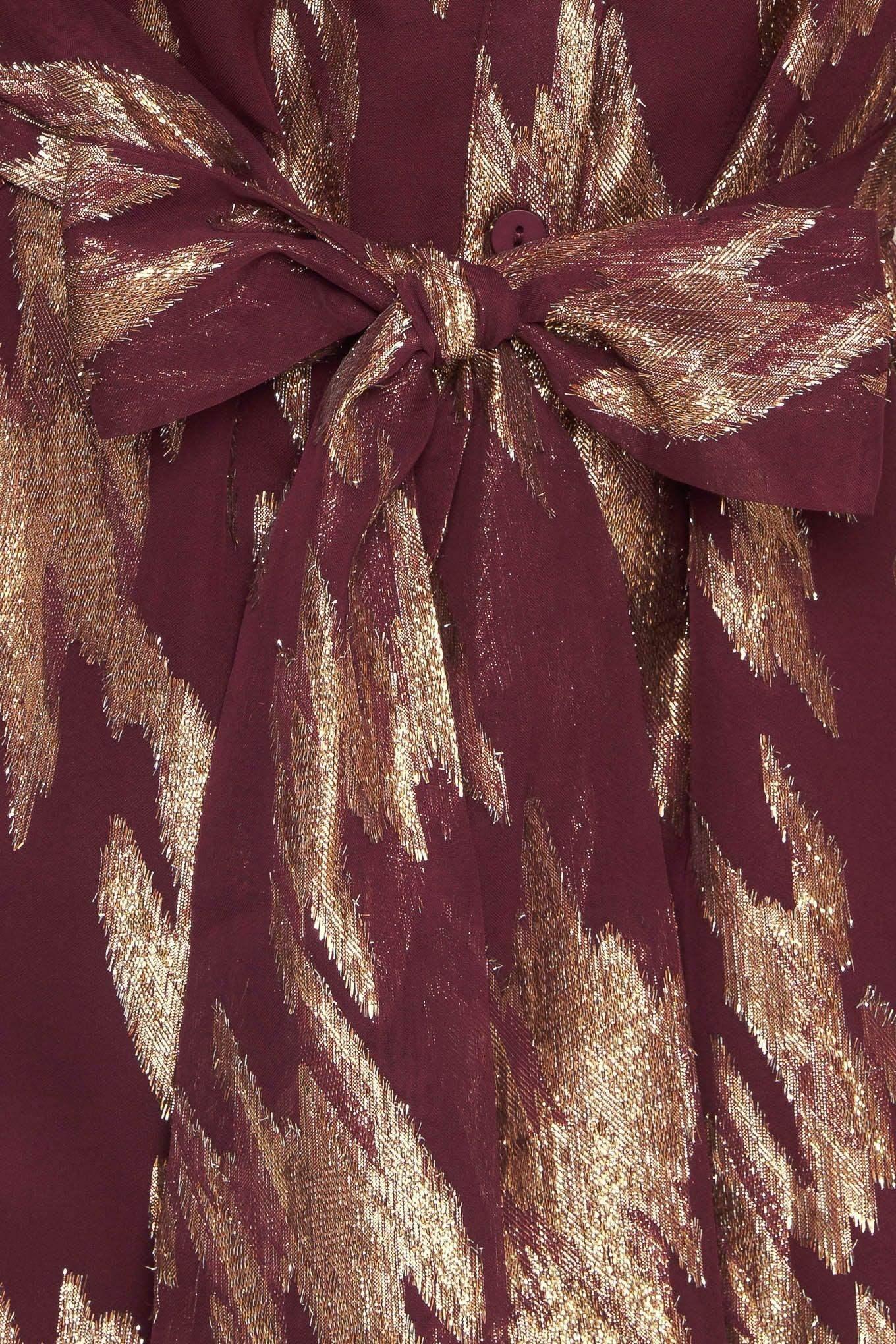 Patterned dress with beige boots